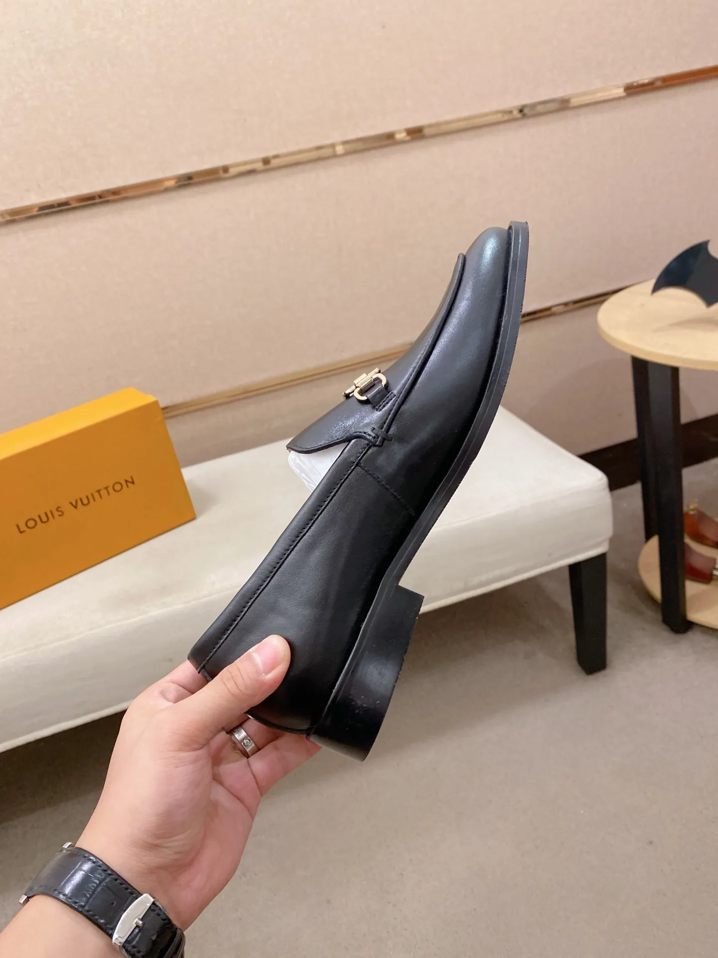 Men's men's shoes 💰 520💰⚡️New models on the market⚡️ Louis Vuitton (Louis Vuitton/LV) casual, business formal wear! Made with pure Italian craftsmanship, the upper is made of first-layer cowhide, which is full of texture! The lining is cowhide and the original rubber leather shoe outsole. The style is atmospheric and comfortable! Positive code 38-44